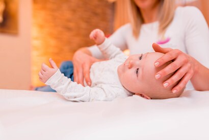 Manuelle Therapie für Säuglinge und Kleinkinder